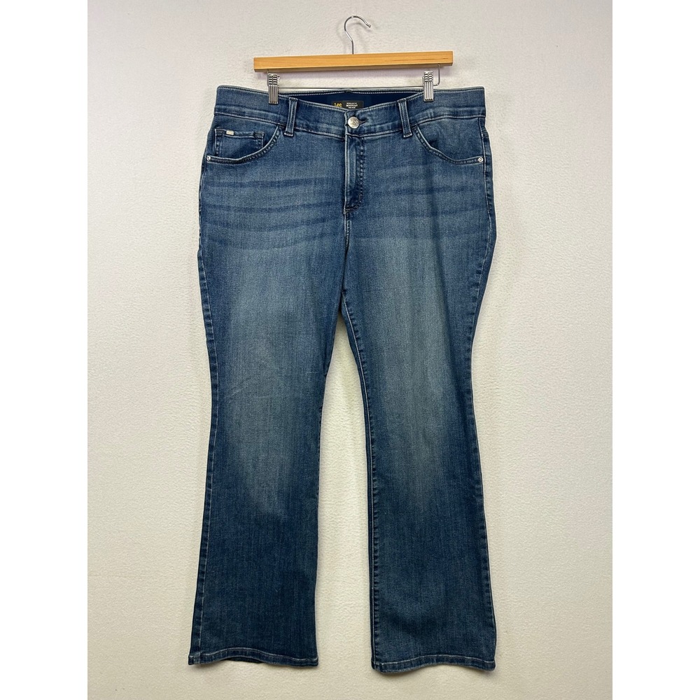 Classic Comfort Lee Plus Womens 16M Blue Flex Motion Mid Rise Bootcut Jeans